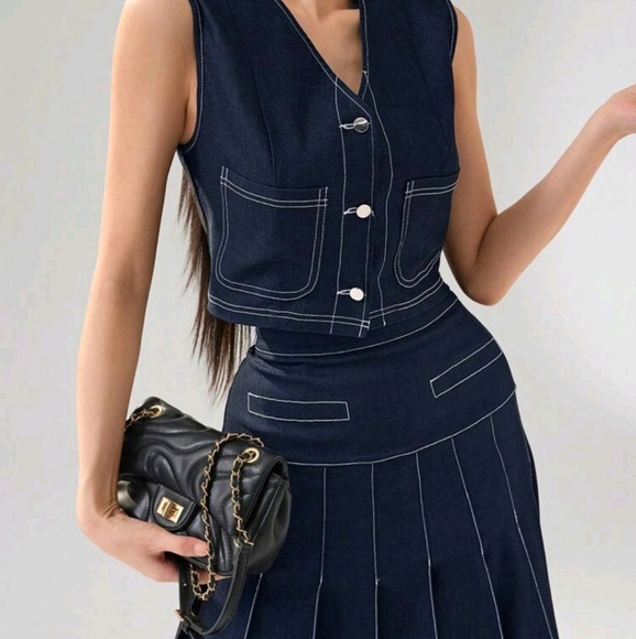 2 Pcs Women Set - Front Button Sleeveless Blouse With A-Line Skirt